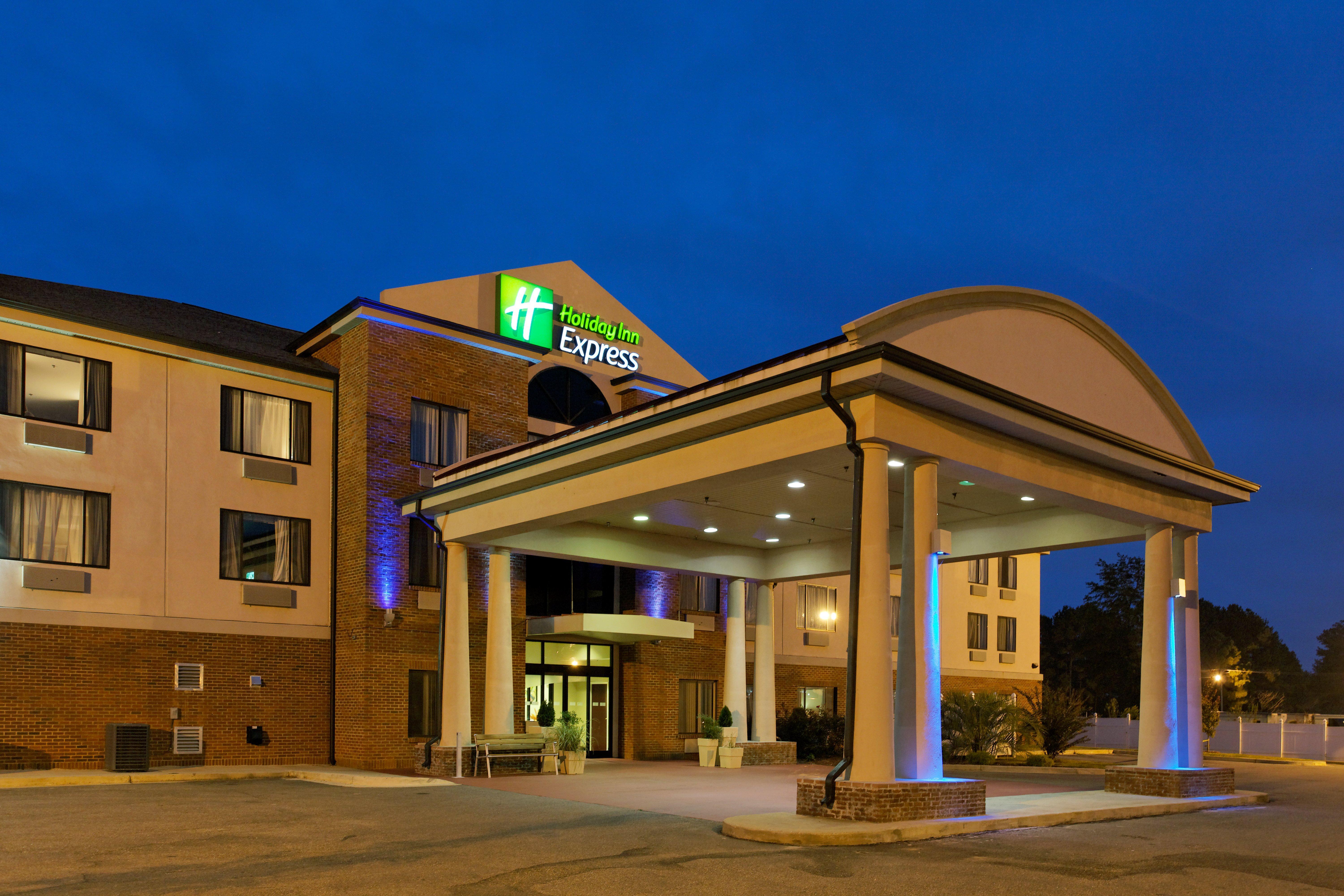 Holiday Inn Express & Suites Sylacauga Εξωτερικό φωτογραφία
