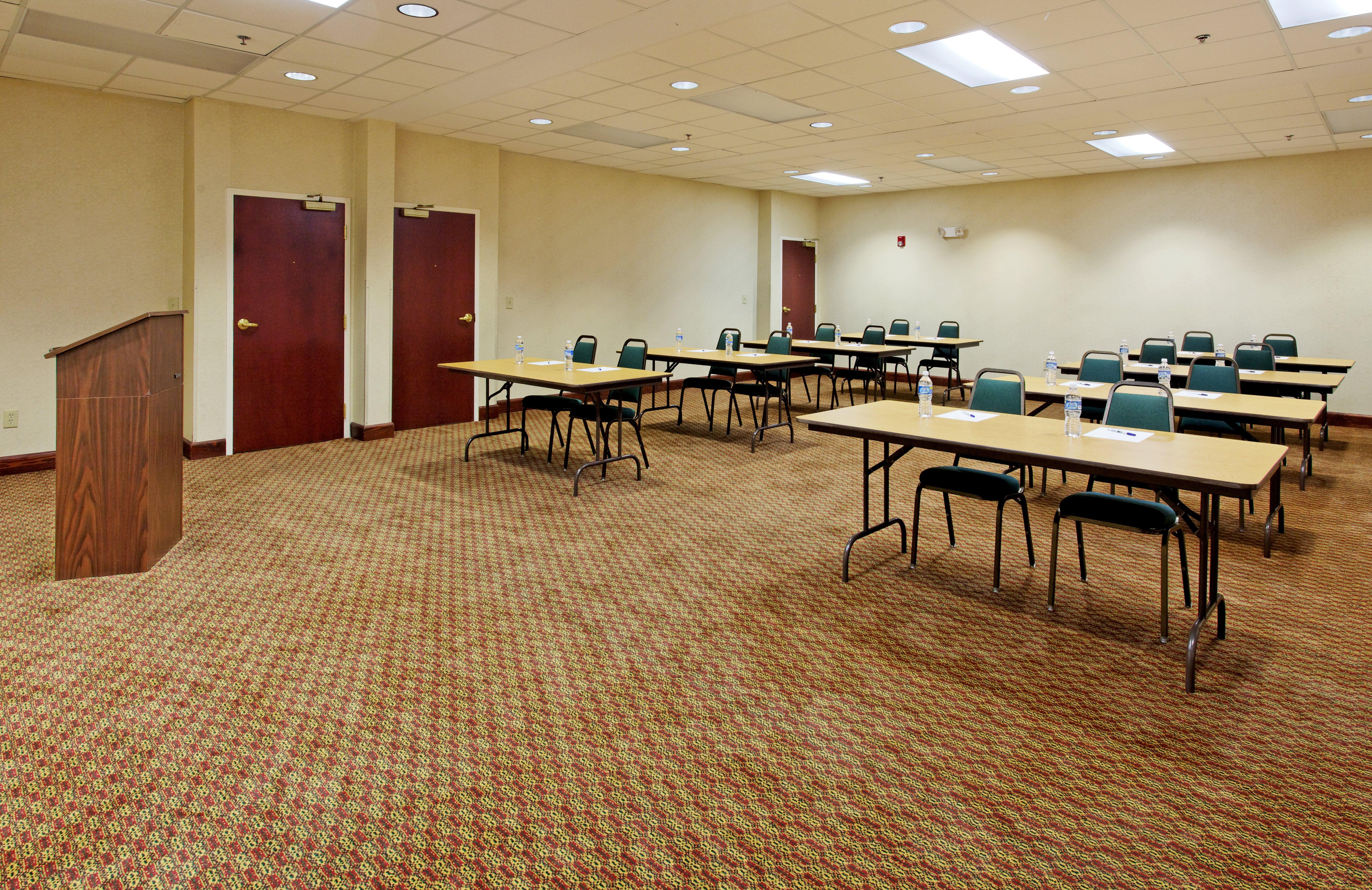 Holiday Inn Express & Suites Sylacauga Εξωτερικό φωτογραφία